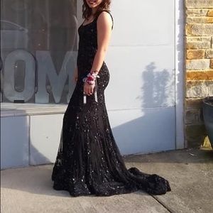 Sherri Hill prom dress